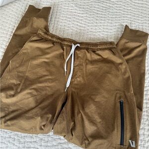 Vuori Sunday Performance Joggers with Drawstring Waist and Elastic Cuffs - M